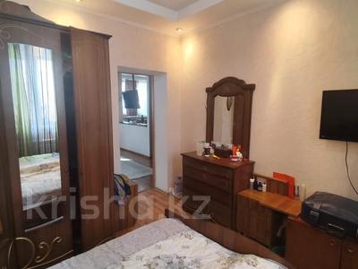 Отдельный дом · 6 комнат · 200 м², Сарбасова 32 за 200 000 〒 в Жалпаксае