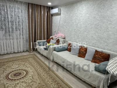 2-бөлмелі пәтер · 54.2 м² · 6/9 қабат, Курмангазы 152 — Абая, бағасы: 21 млн ₸ в Уральске, мкр Школьник