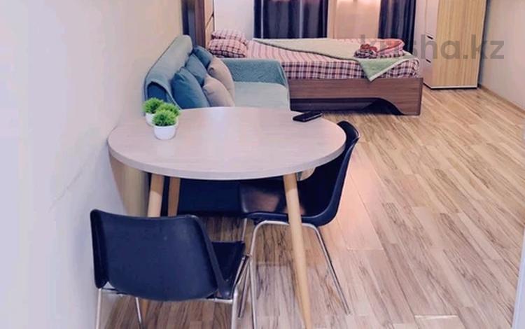 1-бөлмелі пәтер · 36 м² · 10/12 қабат, Шевченко 85 — Сейфуллина, бағасы: 2 500 ₸ в Алматы, Алмалинский р-н — фото 12