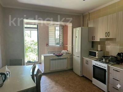 1-бөлмелі пәтер · 41 м² · 1/5 қабат, Айнабұлақ-3 ш/а., бағасы: 27 млн ₸ в Алматы, Жетысуский р-н