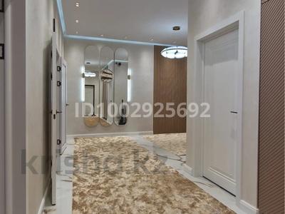 5-комнатная квартира · 196 м² · 10/10 этаж, 18А мкр 5 за 100 млн 〒 в Актау