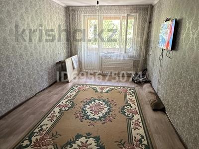 2-комнатная квартира, 45 м², 3/5 этаж, Самал 50 за 15 млн 〒 в Таразе