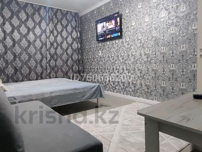 1-комнатная квартира · 50 м² · 2/5 этаж, Бокейхан 64 — Одежда пересечение Амангелды Бокейхан за 17 000 〒 в 