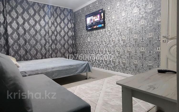1-комнатная квартира · 50 м² · 2/5 этаж, Бокейхан 64 — Одежда пересечение Амангелды Бокейхан за 17 000 ₸ в  — фото 12