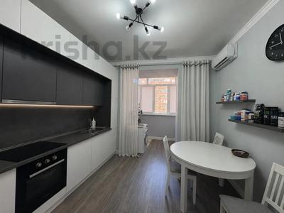 2-бөлмелі пәтер · 85 м² · 3/9 қабат, КАМЗИНА 41/1, бағасы: 49 млн ₸ в Павлодаре