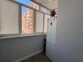 2-бөлмелі пәтер · 85 м² · 3/9 қабат, КАМЗИНА 41/1, бағасы: 49 млн ₸ в Павлодаре — фото 4