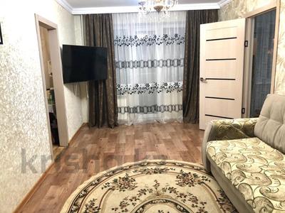 2-комнатная квартира · 44 м² · 3/5 этаж, Майкудук, 13й микрорайон за 9.4 млн ₸ в Караганде, Алихана Бокейханова р-н