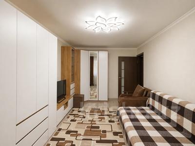 1-бөлмелі пәтер · 30 м² · 2/5 қабат, Пришахтинск, 22й микрорайон, бағасы: 9.8 млн ₸ в Караганде, Алихана Бокейханова р-н
