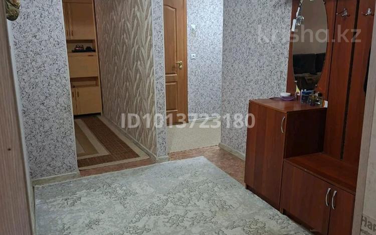 3-бөлмелі пәтер · 67 м² · 1/9 қабат, 12 ш/а., бағасы: 23 млн ₸ в Актобе, мкр 12 — фото 2