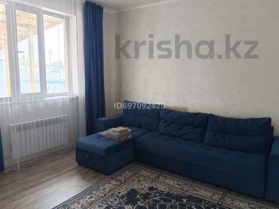 Аренда домов или дач в Алматинской обл.: Отдельный дом · 3 комнаты · 72 м² · помесячно, Айтекеби 23 за 180 000 〒 Отдельный дом · 3 комнаты · 72 м² · помесячно, Айтекеби 23 за 180 000 〒 в Конаеве (Капчагай)