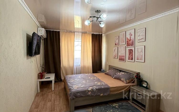 2-бөлмелі пәтер · 52 м² · 3/5 қабат, Муратбаева 20, бағасы: 13 000 ₸ в  — фото 9