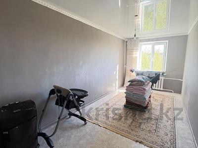 2-комнатная квартира · 46 м² · 5/5 этаж, Самал 20 за 13 млн 〒 в Талдыкоргане, мкр Самал