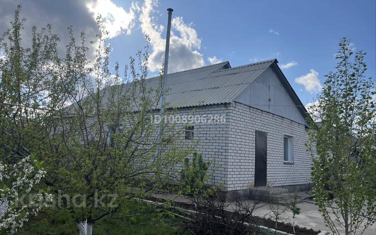 Отдельный дом · 3 комнаты · 100 м² · 10 сот., мкр. Зачаганск пгт 53 за 19 млн ₸ в Уральске — фото 15