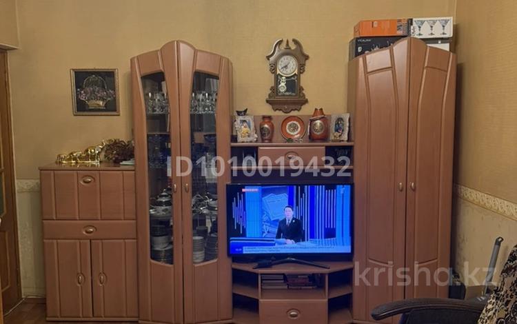 3-бөлмелі пәтер · 68.4 м² · 2/5 қабат, мкр Верхний Отырар 38, бағасы: 28 млн ₸ в Шымкенте, Туран р-н — фото 2