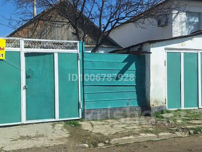 Отдельный дом · 4 комнаты · 52 м² · , Бесагаш 8/2 за 17 млн ₸ в Шымкенте, Енбекшинский р-н