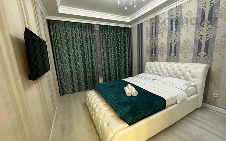 2-комнатная квартира · 100 м² · 19/32 этаж, Аль-фараби 9 5г за 40 000 ₸ в Алматы, Медеуский р-н — фото 2