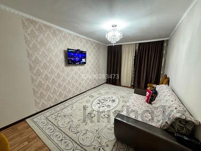 2-комнатная квартира · 46.9 м² · 1/5 этаж, Анаркулова — 8 школа, Базет за 17 млн 〒 в Жезказгане