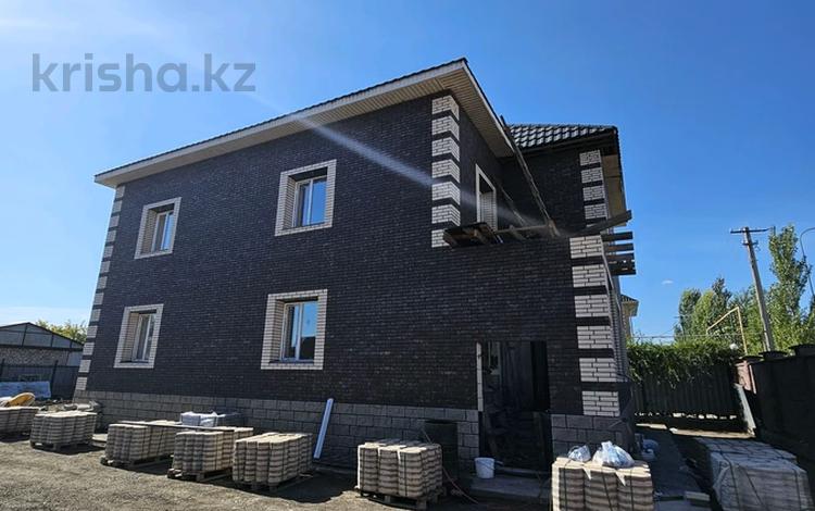 Отдельный дом · 6 комнат · 220 м² · 10 сот., Суйинбай акын 114 за 180 млн ₸ в Астане, Сарыарка р-н — фото 2