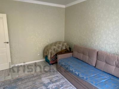 3-бөлмелі пәтер · 80.9 м² · 3/5 қабат, Алтын орда ш/а., бағасы: 32 млн ₸ в Актобе, мкр. Алтын орда