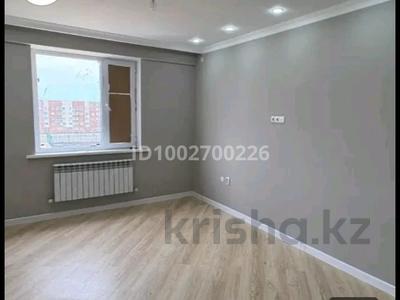 Продажа квартир в Жетысу обл.: 4-комнатная квартира · 131 м² · 4/5 этаж, Бірлік — Новый школы за 47 млн 〒 4-комнатная квартира · 131 м² · 4/5 этаж, Бірлік — Новый школы за 47 млн 〒 в Талдыкоргане, мкр Бирлик