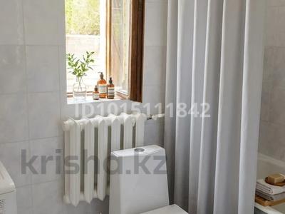 Отдельный дом · 5 комнат · 130 м² · 4 сот., Переулок Рыспек батыра 13 — Арай Плаза за 39 млн ₸ в Таразе