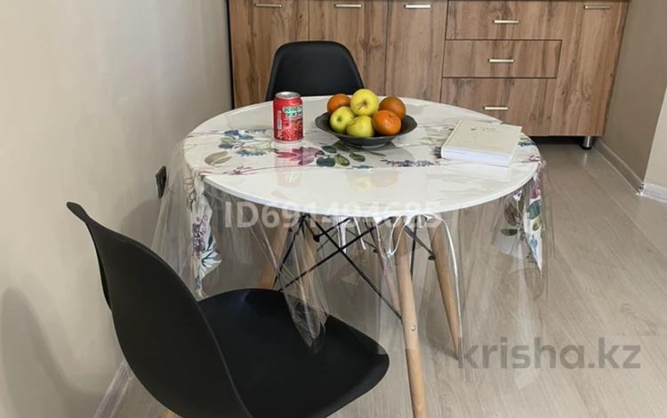 1-комнатная квартира · 33 м² · 8/10 этаж, Тянь-Шанская 9Г — Макатаева Тянь-Шанская за 260 000 ₸ в Алматы, Медеуский р-н — фото 2