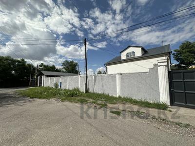 Отдельный дом · 7 комнат · 250 м², мкр Шапагат — Пазикова /Жанибекова за 130 млн ₸ в Шымкенте, Каратауский р-н