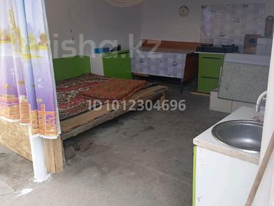 Отдельный дом · 2 комнаты · 50 м² · 6 сот., ул. Сайран 11 за 75 млн ₸ в Алматы, Алатауский р-н