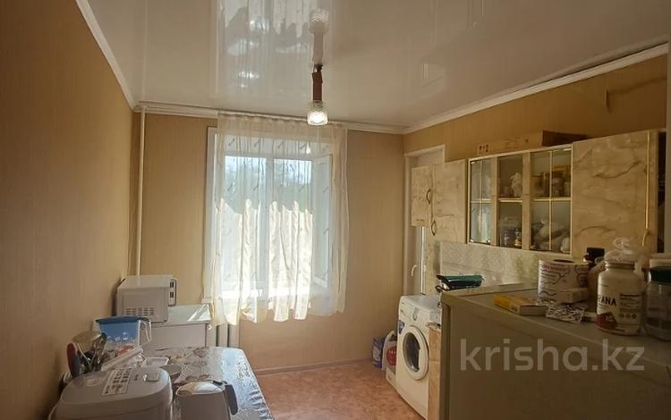 1-комнатная квартира · 33.6 м² · 3/9 этаж, Бухар Жирау 3 за 14 млн 〒 в Павлодаре — фото 3