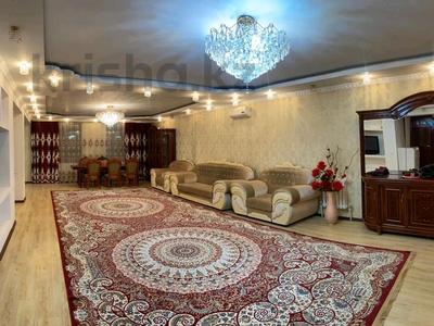 Отдельный дом • 7 комнат • 380 м² • 10 сот., Желтоксан 116а за 95 млн 〒 в Талдыкоргане