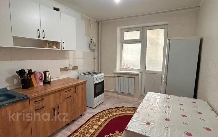 1-комнатная квартира · 43.7 м² · 1/9 этаж, мкр Болашак, Бокенбай батыра за 12.5 млн ₸ в Актобе — фото 2