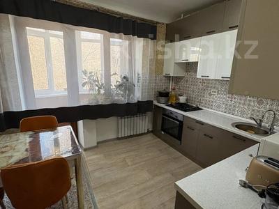 3-комнатная квартира · 85 м² · 2/5 этаж, Панфилова 75 — Макатаева за 76 млн 〒 в Алматы, Алмалинский р-н