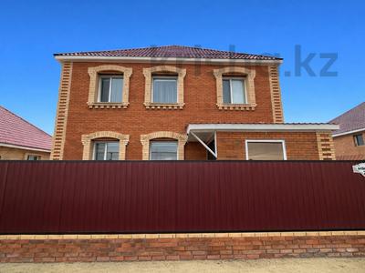 Отдельный дом · 4 комнаты · 200 м² · 10 сот., Тобыл, Восточный 201 за 85 млн ₸ в Костанае