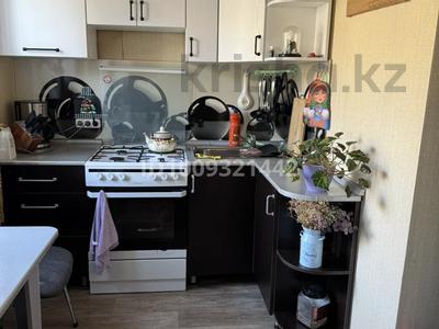 2-комнатная квартира · 48.8 м² · 2/5 этаж, Майкудук, 13й микрорайон 24 за 9.3 млн 〒 в Караганде, Алихана Бокейханова р-н