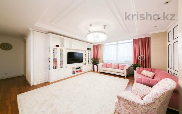 4-комнатная квартира, 168 м², 21/30 этаж, проспект Рахимжана Кошкарбаева 2 за 110 млн 〒 в Астане — фото 2