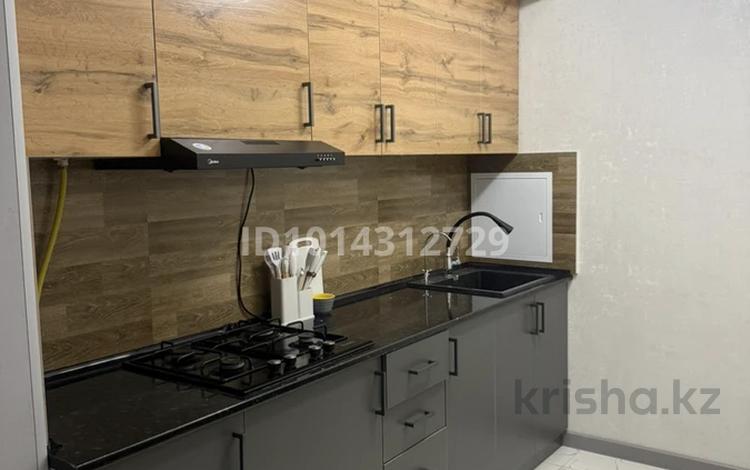 2-бөлмелі пәтер · 52 м² · 2/5 қабат, 12-ш/а. 21а, бағасы: 13 000 ₸ в Актау, 12-й мкр — фото 2