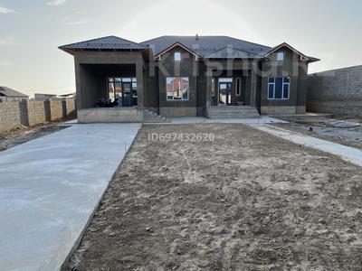 Отдельный дом · 6 комнат · 250 м² · 10 сот., мкр Бозарык 30 — Байқұдық көшесі за 42.9 млн ₸ в Шымкенте, Абайский р-н
