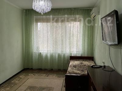 Продажа квартир в Мангистауской обл.: 1-комнатная квартира · 40 м² · 2/5 этаж, 11-й мкр 16 — Ынтымак за 10.6 млн 〒 1-комнатная квартира · 40 м² · 2/5 этаж, 11-й мкр 16 — Ынтымак за 10.6 млн 〒 в Актау
