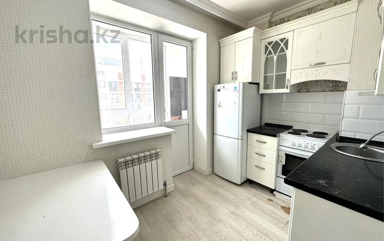 1-бөлмелі пәтер · 38.6 м² · 6/8 қабат, Байтурсынова 53 — Помогу оформить в ипотеку, бағасы: 20.8 млн ₸ в Астане, Алматы р-н — фото 32
