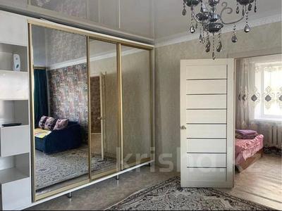 2-бөлмелі пәтер · 45 м² · 2/5 қабат, Бульвар абая 31, бағасы: 16 млн ₸ в 