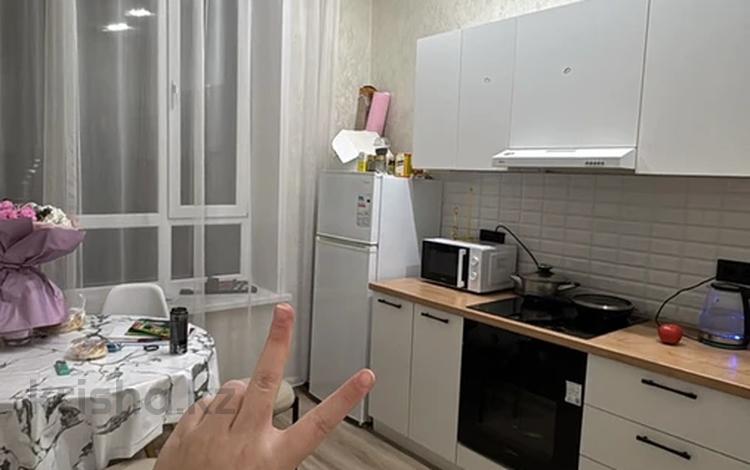 1-бөлмелі пәтер · 36.8 м² · 4/10 қабат, мкр Уркер, Казыбек би 3, 3/1, 3/2, бағасы: 27.5 млн ₸ в Астане, Нура р-н — фото 9