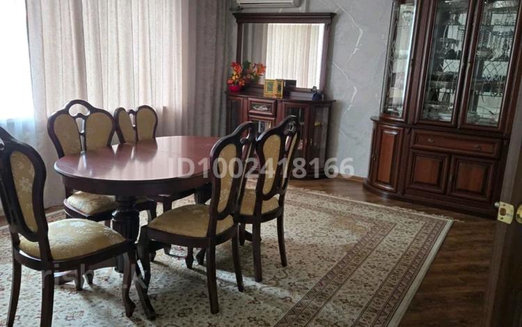 5-комнатная квартира · 122 м² · 3/9 этаж, шакарима 15 — дом Радиотехники за 53 млн ₸ в Семее — фото 4