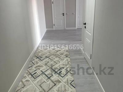 2-бөлмелі пәтер · 76.2 м² · 3/4 қабат, Ақ Шағала -ш/а., Жалена Тулепова 9, бағасы: 350 000 ₸ в Атырау, мкр Ак Шагала