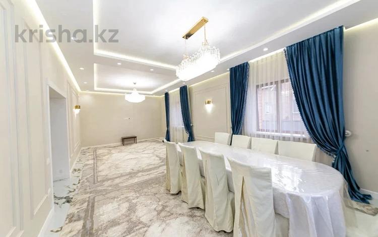 Отдельный дом · 6 комнат · 250 м² · 10 сот., Мустафа Шокая за 56 млн 〒 в Караоткеле — фото 45