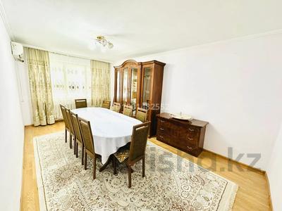 Продажа квартир в Жетысу обл.: 3-комнатная квартира · 68 м² · 1/5 этаж, Мушелтой 8 за 23.5 млн 〒 3-комнатная квартира · 68 м² · 1/5 этаж, Мушелтой 8 за 23.5 млн 〒 в Талдыкоргане, мкр Мушелтой