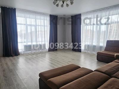 3-бөлмелі пәтер · 102 м² · 3/9 қабат, Юбилейный, Назарбаева 223, бағасы: 250 000 〒 в Костанае