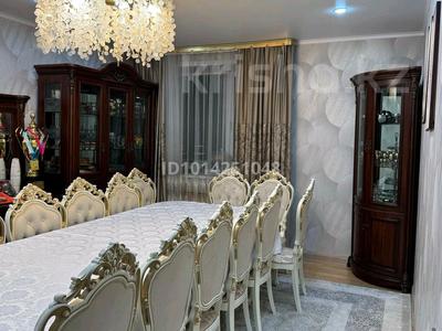 Жеке үй · 9 бөлме · 360 м² · 9 жүзд., Күнгей ш/а., Смакова 51, бағасы: 70 млн ₸ в Караганде, Казыбек би р-н