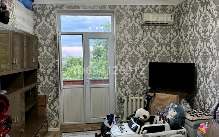 2-комнатная квартира, 30 м², 3/3 этаж, Шулембаев 10 — 17 школа и садик за 9.5 млн 〒 в Кентау — фото 2