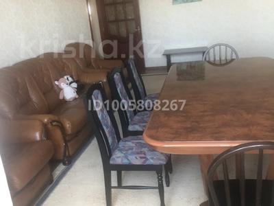 4-комнатная квартира · 109.6 м² · 2/6 этаж, Есенберлина — 6-й микрорайон за 47.9 млн 〒 в Жезказгане