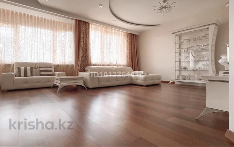 4-комнатная квартира · 206 м² · 4/8 этаж, Конаева — Конаева/Туркестан за ~ 130 млн ₸ в Астане, Есильский р-н — фото 2